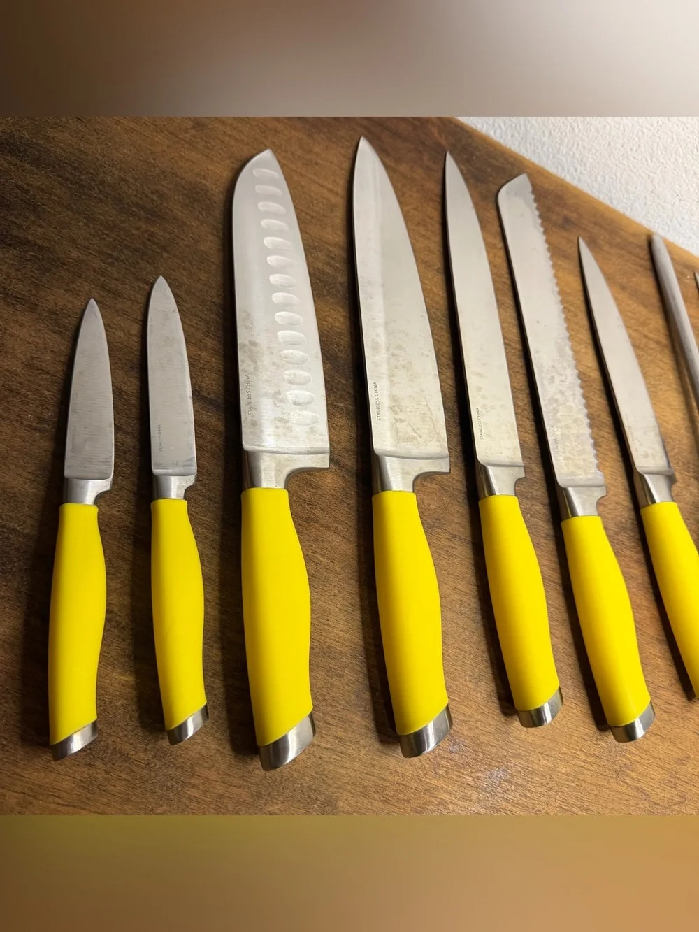 VTG Fiesta Knife Set Yellow Color Complete 10 Pieces in Wood Block Sunflower